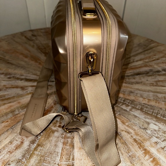 Triforce Savoir Collection Makeup Diamond Travel Beauty Case Dillard's QVC Gold - Picture 11 of 15